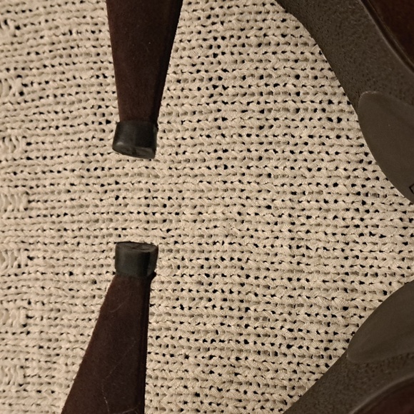 COACH SHOES/BOOTIES - Picture 5 of 8